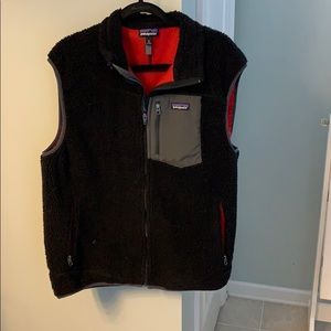 Black Patagonia vest